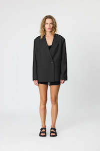 Outerwear 1: Suki Blazer - Black