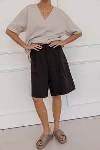 New: Berny Shorts - Black