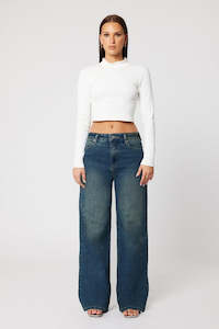 Womens Demin Jeans: Abrand 95 Baggy Hilton Tint Mid Blue