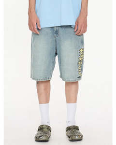 Size 30: Worship Dreamers Big Dawg Jean Short Light N Dirty