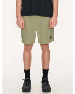 Size 30: Thrills Haven Volley