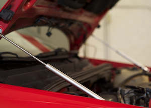 JOM BONNET HOOD LIFT KIT | MK3