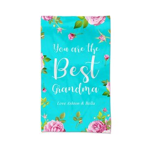 Fleece Blankets: Pink Roses Blanket - Medium