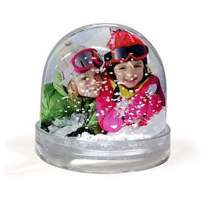 Snow Globes: Fun Photo Snow Globe