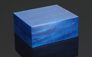 Products: Siglo 50-Stick Humidor Cobalt Blue