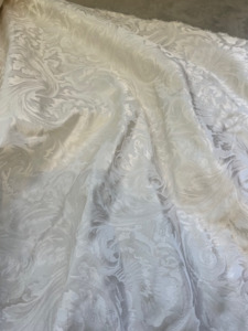 100% CREAM SILK DAMASK BROCADE (3.8m)
