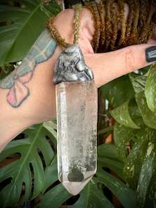 Amulets: Quartz Point Amulet