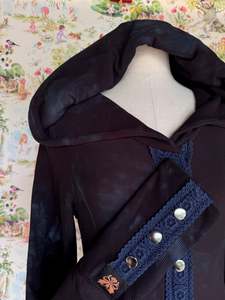 Coats: Nightmage Huia Coat