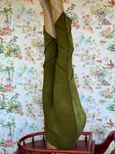 Featured 1: Frond Leafae Leggings