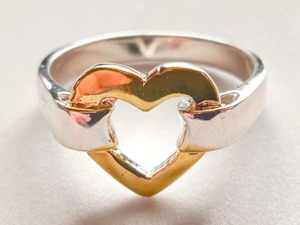 Ring: Gold & Silver Plated Heart Ring (NZ Size P | US Size 7 1/2)