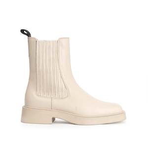 Beau Coops: Giselle - Beige