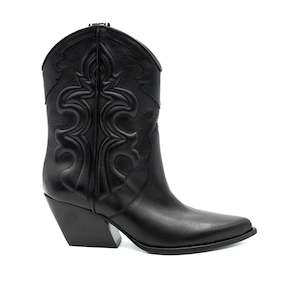 Elena Iachi: Massimo - Black