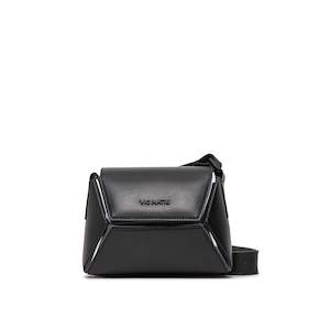 Accessories: Jaguar - Black