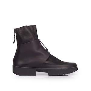 Size 35: Past - Black