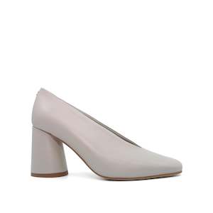 Halmanera: Elena - Dove