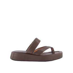 Sandals: Joanie - Chocolate