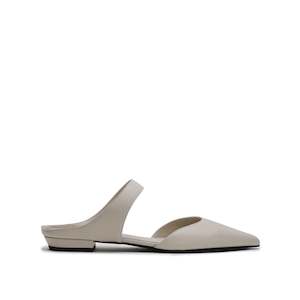 La Tribe: Pointed Mule - Eggshell