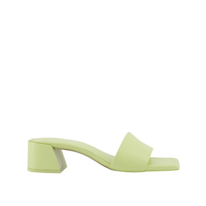 Heels: Stevie - Apple