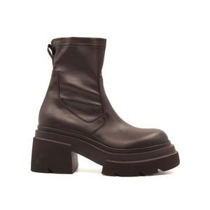 Calix - Brown