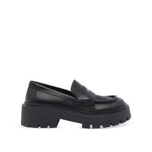 Vittoria - Black
