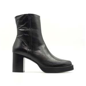 Loreen - Black