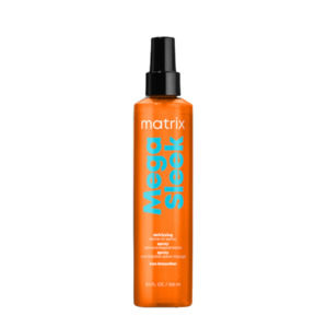 Humidity Beating: Matrix Mega Sleek Iron Smoother Spray 250ml