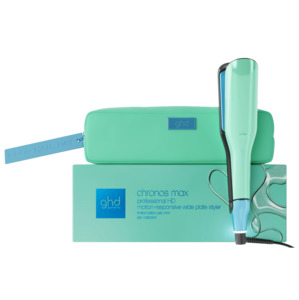 Gift Sets: ghd Chronos Max Wide Plate Hair Straightener In Jelly Mint