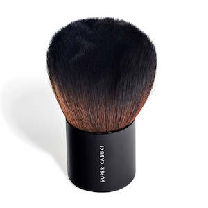Brushes: LILY LOLO SUPER KABUKI BRUSH