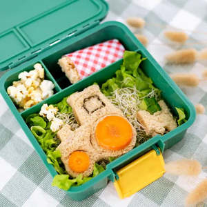 Sandwich Cookie Cutters: Lunch Punch Sandwich Cutters, Farm (Set of 2)