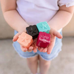 Montii: (2pc) Montii Bento Dip & Sauce Box