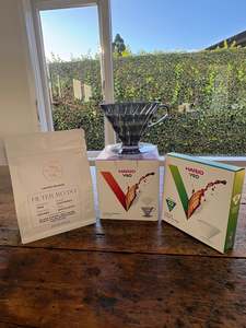 Coffee Accessories: Hario V60 pour-over combo