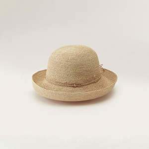 Helen Kaminski: Provence 8