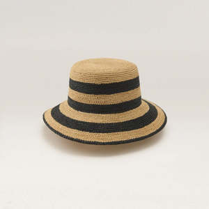 Helen Kaminski: Tama