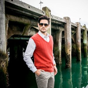 Products: Men’s V Neck Vest – Heirloom Woollen Collection