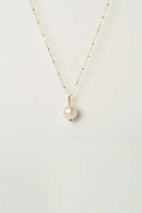 La Pearla Necklace