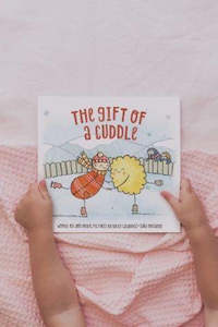 Little Darlings: The Gift Of A Cuddle - Paperback