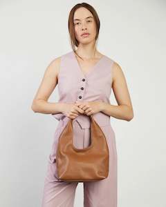 Kiki Shoulder Bag - Tan