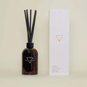 Becca Toffee Diffuser
