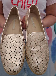 PIED A TERRZ Rose Gold Daisy Flats