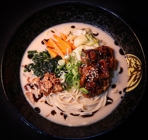 R31 teriyaki chicken tonkotsu ramen Hello sushi Main