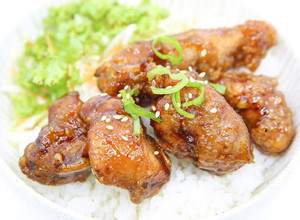 Products: sweet chilli chicken mini donburi Hello sushi Main