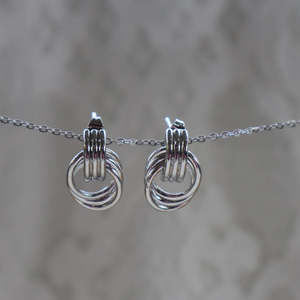 Circle Knot Studs