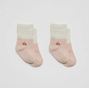 Scarves Hats: Set of 2 Socks Cherry