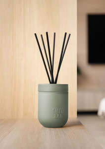 Smith Co: Smith & Co. Diffuser 200ml - Amber & Freesia