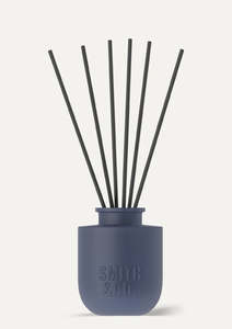 New: Smith & Co Smoked Suede & Bergamot
Reed Diffuser 50ml