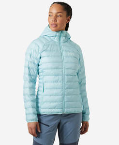 Women: W BANFF HOODED INSULATOR, Barely Blue