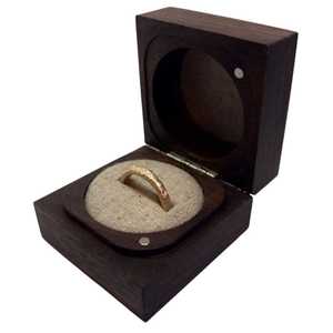 3 mm Sandcast Lumora Ring – Gold