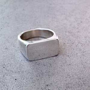 Rings: Eden Signet Ring – Sterling Silver Rectangle Signet Ring