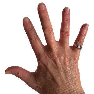 Kamahi Signet Ring - Pinky Ring – Solid Sterling Silver and Ceylon Blue Sapphire Ring