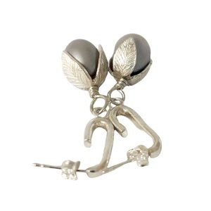 Earrings: Chain Link Stud Earrings - Silver Pearls